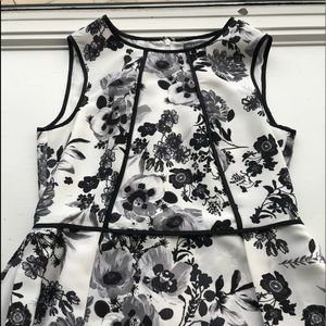 Vince Camuto black & white peplum top